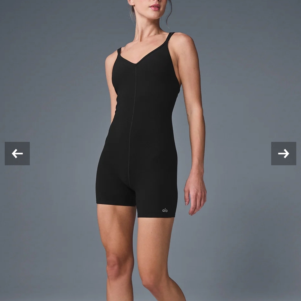 ALO Yoga Black Shapewear Bodysuit with V-Neckline
